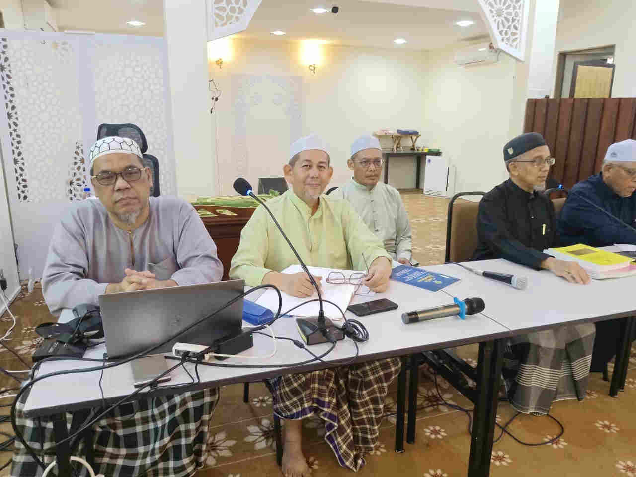 Mesyuarat Agung ke 18 Ke arah Surah Mesra Ilmu, Usahawan dan Jemaah